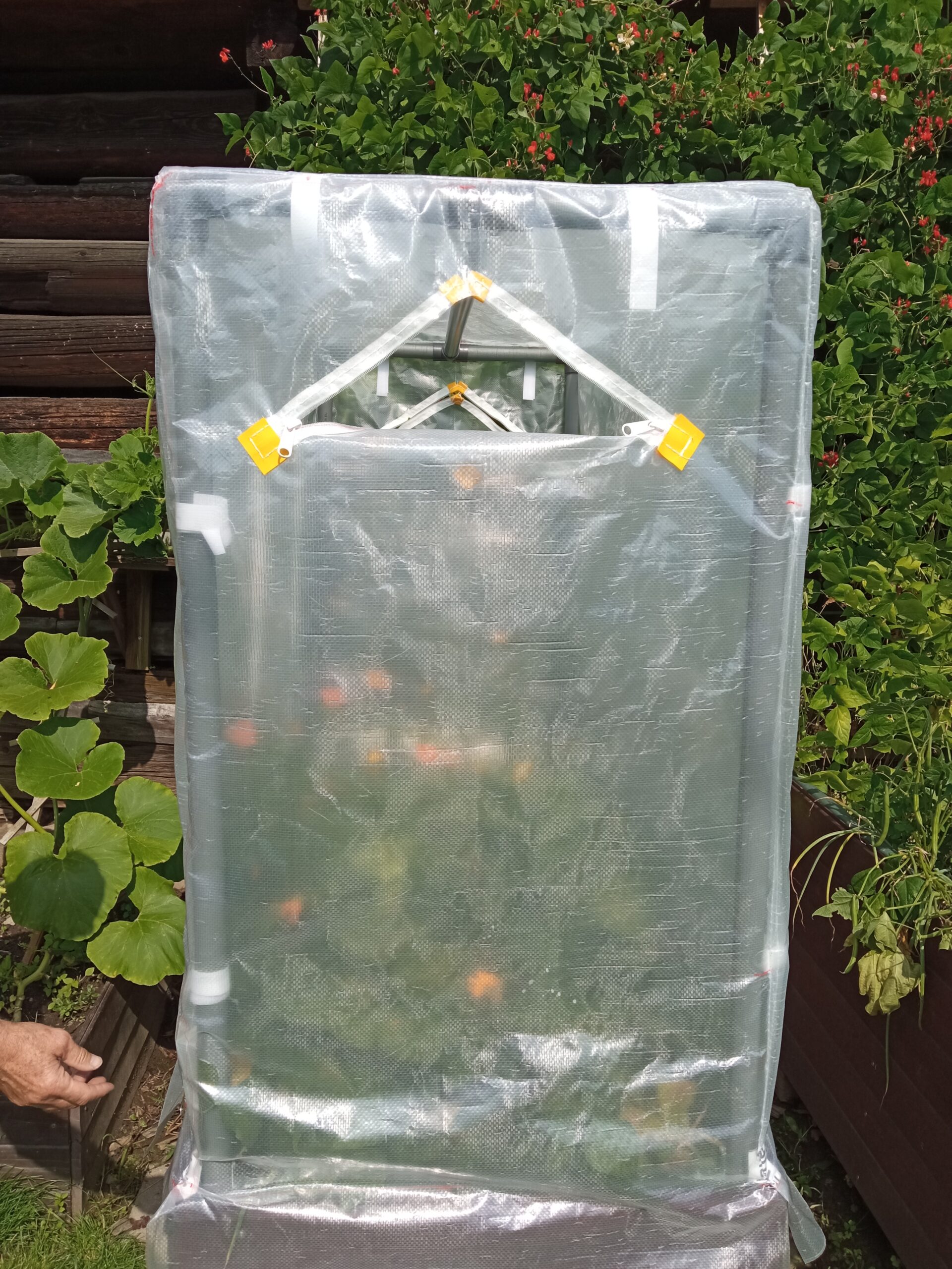 Fóliovník na vyvýšený záhon + pařeniště - Obrázek 5