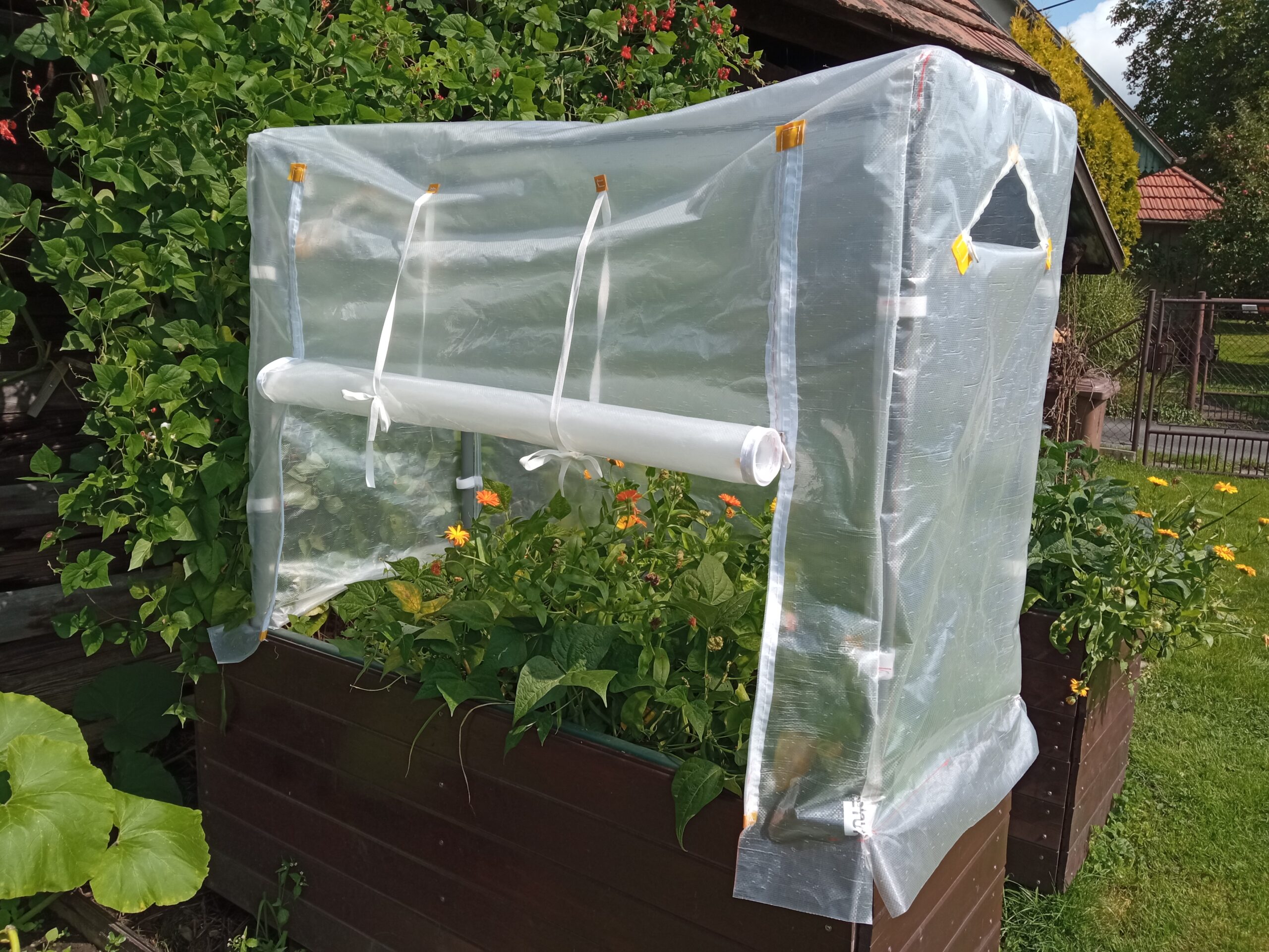 Fóliovník na vyvýšený záhon + pařeniště - Obrázek 2